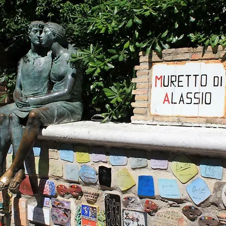 Viale Hanbury Alassio Exterior foto